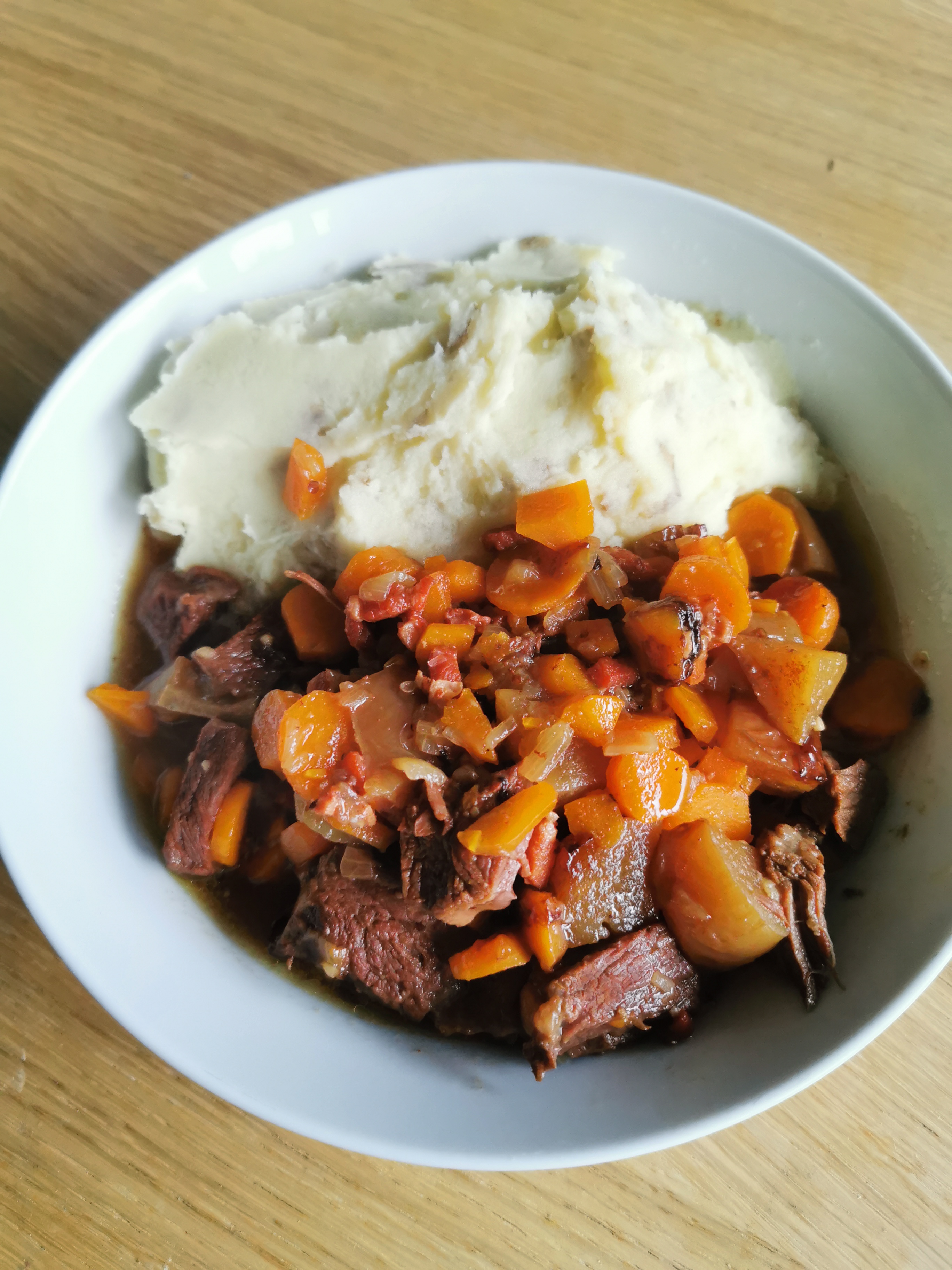 Runderstoof met appel en bockbier